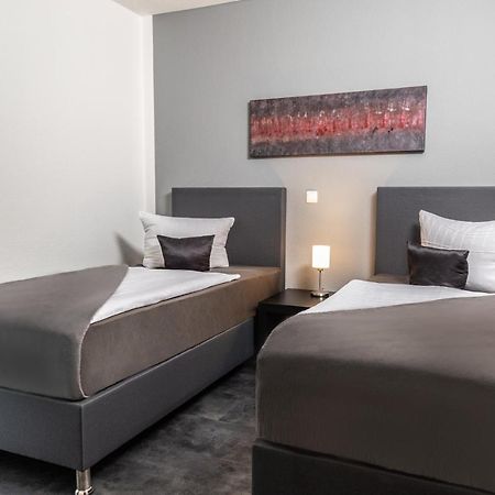 Aparthotel Menden Bagian luar foto