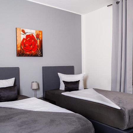 Aparthotel Menden Bagian luar foto