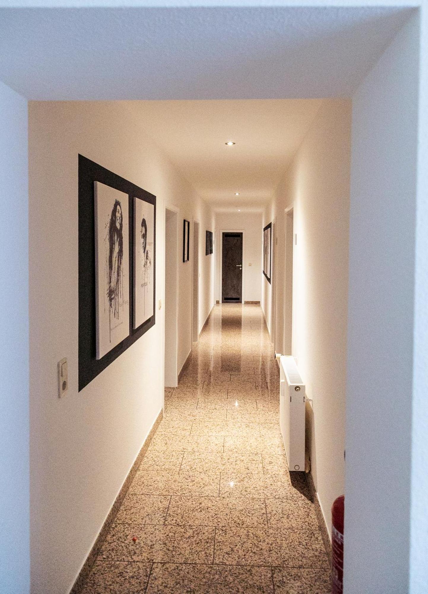 Aparthotel Menden Bagian luar foto